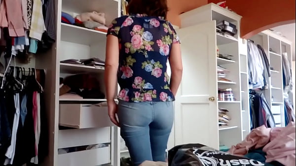 I please my stepson and put on jeans so he can cum in my ass.